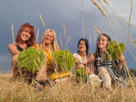 Tri radnice igazdarica.jpg