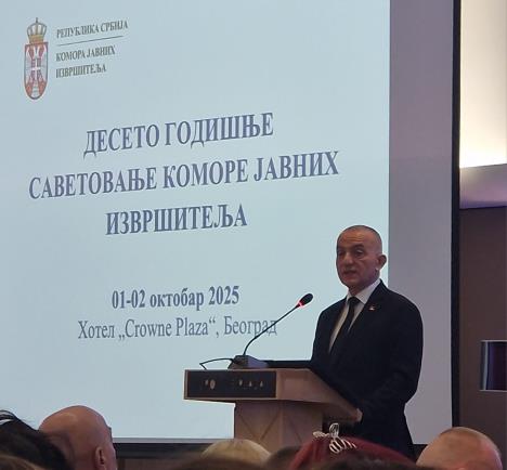 Ministar pravde Nenad Vujić