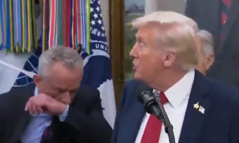 Donald Tramp Robert F. Kenedi.jpg