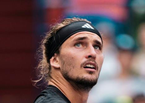 Zverev u trećem kolu u Šangaju