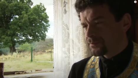 Nebojša Glogovac u seriji Moj rođak sa sela.jpg