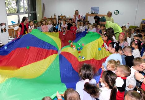 LOZNICA - Njihova nedelja.JPG