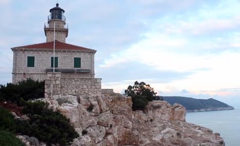 Screenshot 2025-10-06 225000.png