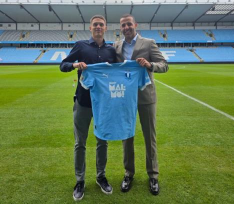 Jovan Milosavljević posle potpisa ugovora sa Malmeom