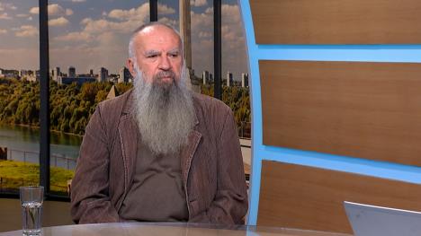 Novinar i pisac govori o obredima magije