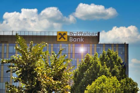Raiffeisen banka 2 copy.jpg
