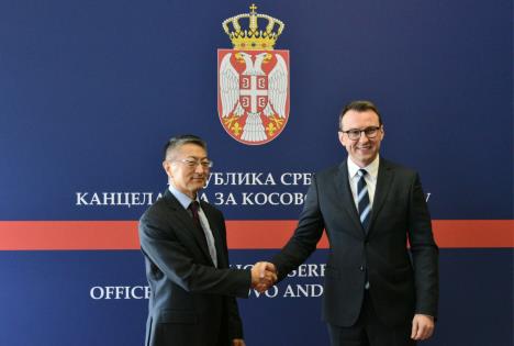 Петковић са замеником специјалног представника генералног секретара УН и в.д. шефа Мисије УНМИК-1.jpg