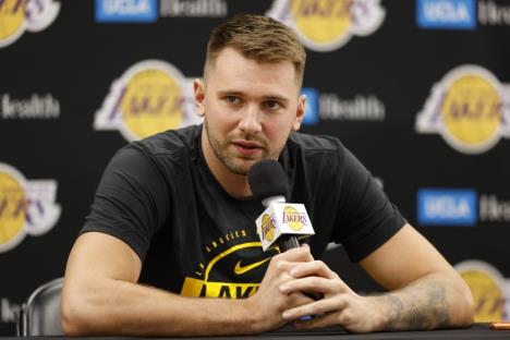 Dončić u razgovoru sa novinarima