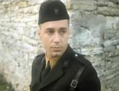 Irfan Mensur u ulozi ustaše Zvonimira Šimića u filmu Braća po materi