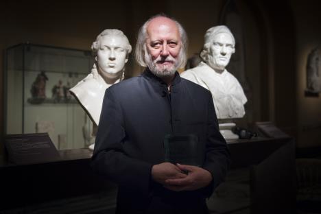 Laslo Krasnahorkaj je dobitnik Nobelove nagrade za književnost 2025