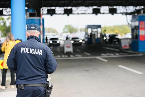 EES granica  granični prelaz pasoš otisci prtstiju (8).jpeg