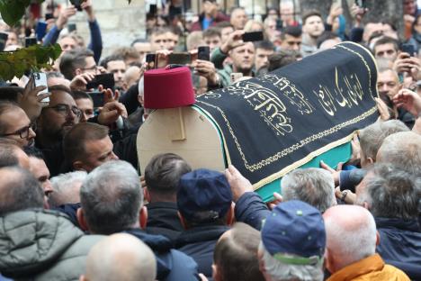 WhatsApp Image 2025-10-13 at 13.10.48 (1).jpeg