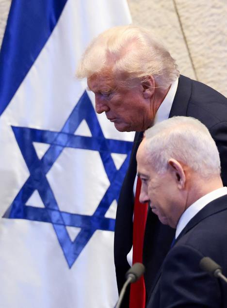 x AP Evelyn Hockstein.jpg