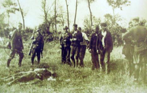 LOZNICA - Streljanje u Dragincu Foto Muzej Jadra.jpg