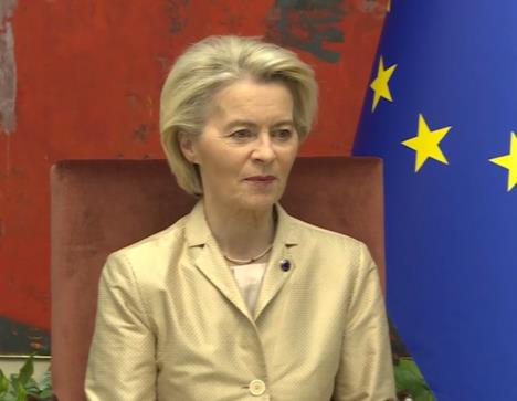 2025-10-15 08_56_52-Stars_ Tračevi, skandali i vesti o domaćoj estradi _ Kurir — Mozilla Firefox.png