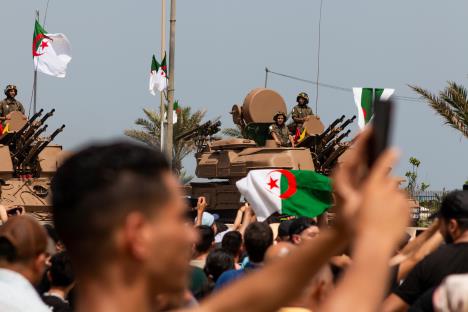 shutterstock_2175456987 copy.jpg