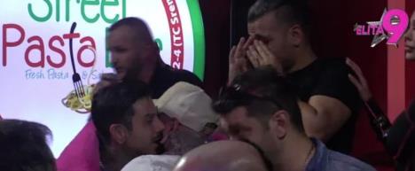 Bora Santana grca u suzama