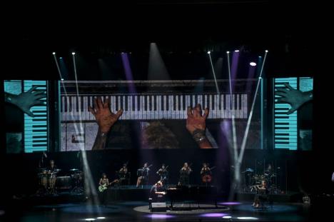 MAKSIM live show 2, foto Maksim`s management.JPG