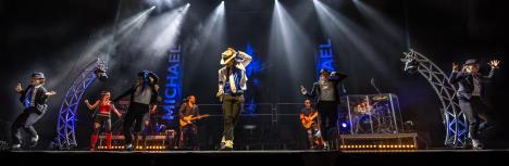 Copy of Michael Starring Ben - Leeds Arena 73.jpg