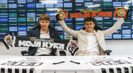 Ognjen Ugrešić i Vanja Dragojević posle produžetka ugovora sa FK Partizan