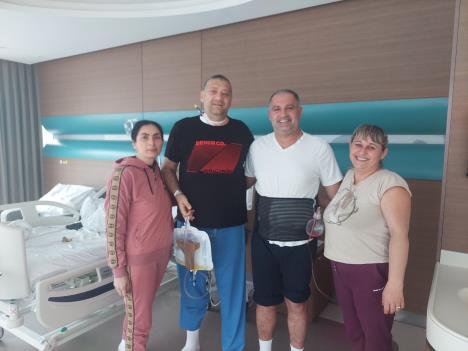 Branko Đalamić i Siniša Novaković sa suprugama transplantacija bubrega