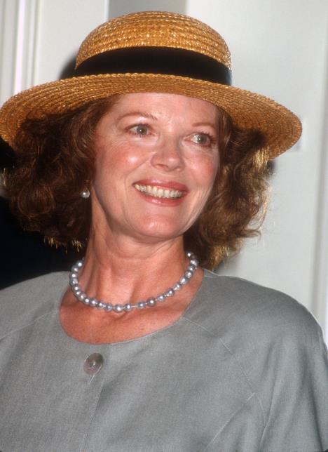 Samanta Egar portret