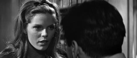 Samanta Edgar u filmu Đavo je loš sport - Povratak iz pepela