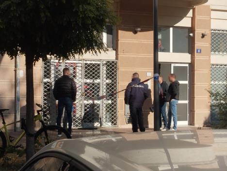 Novi Sad pronađeno je telo bebe u lokvi krvi mrtva beba (2).jpg