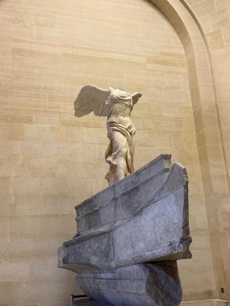 Krilata pobeda Samotrake, takođe poznata kao Nike Samotrake