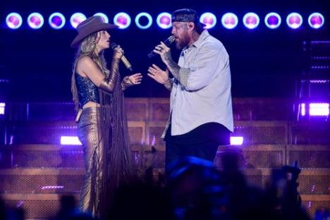 Džeri Rol gost na turneji Lainey Wilson: Whirlwind World Tour