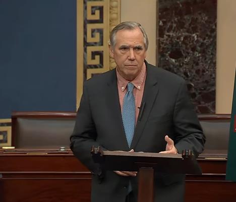 Džef Merkli senator.jpg