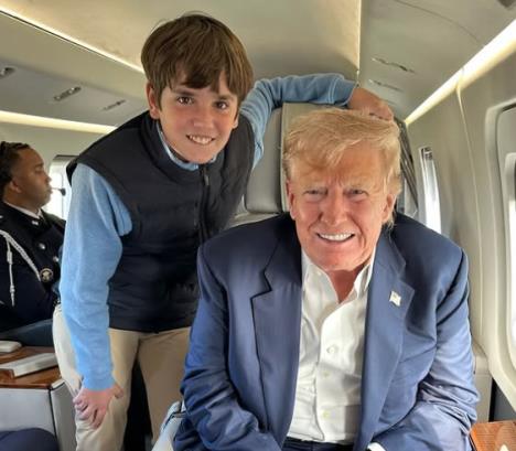 Donald Tramp sa unukom