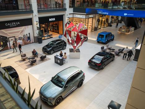 Galerija automobila Srbije (19).jpg