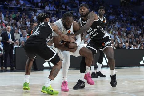 Bruno Fernando, Tajrik Džons, KK Partizan