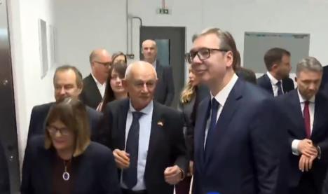 ALeksandar Vučić (1).png