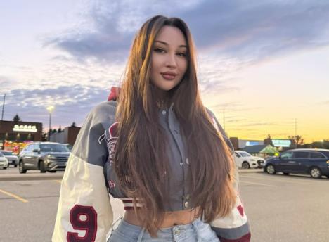 Luisa Kovanski u top jakni i farmericama.jpg