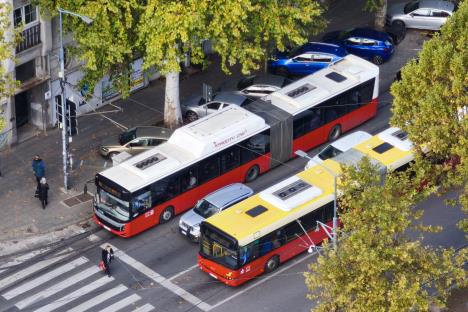 autobus ,gradski prevoz ,saobraćaj