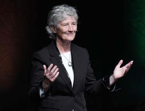 xxx08 AP Niall Carson.jpg