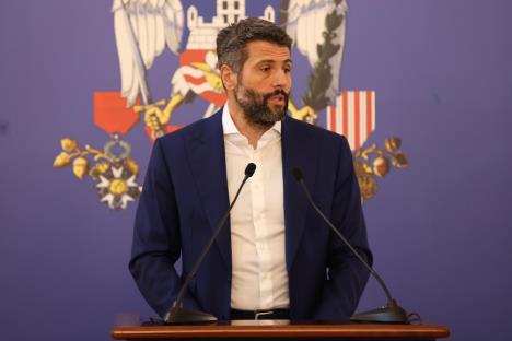 Aleksandar Šapić (5).jpg