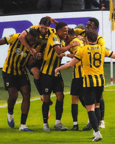 Fudbaleri AEK iz Atine