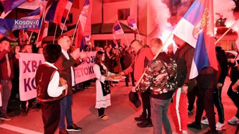 Srbi sa KIM ,pešačenje ,Srbija