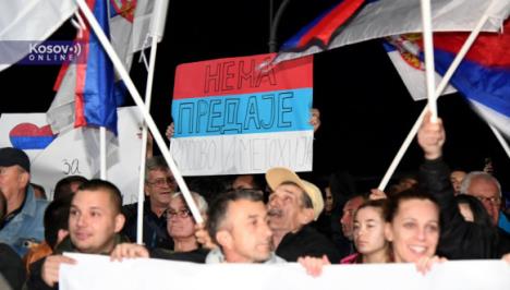 Srbi sa KIM ,pešačenje ,Srbija