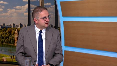 Sequence 06.02_40_54_22.Still014.jpg