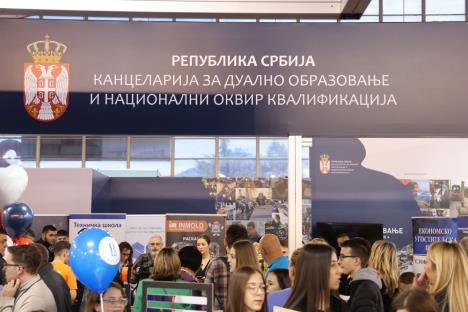 Štand Kancelarije za dualno obrazovanje