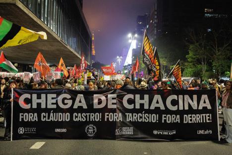 tusk01 EPA Isaac Fontana.jpg