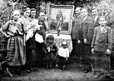 Слика 1. Породица Ђоке Путника, 1924.jpg