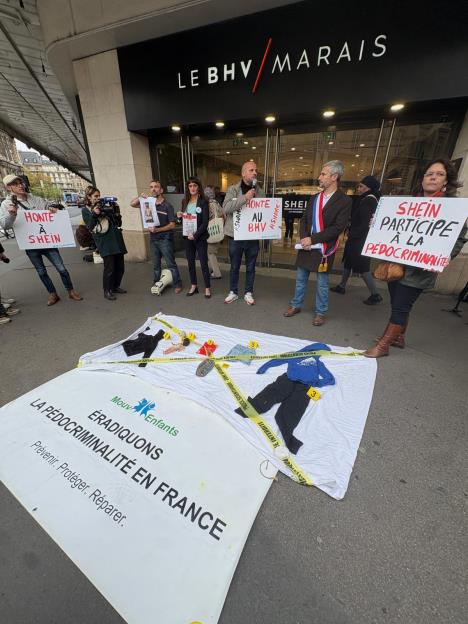 Šein francuska protesti seksi lutke