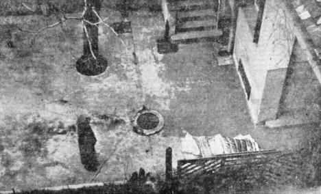 Dvorišite u kojem je ubijen Marković i njegovo pokrivene telo