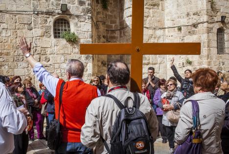 Pravoslavni vernici u Jerusalimu