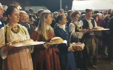 Srbi sa KIM Srbi sa Kosova